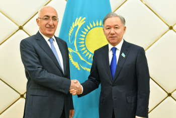 Фотография к новости: Нигматулин обсудил с послом Армении перспективные направления сотрудничества