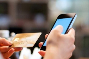 Фотография к новости: За 8 месяцев казахстанцы перевели за рубеж рекордную сумму денег