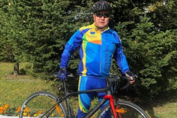 Фотография к новости: Аким Акмолинской области проехал 50 км на велосипеде