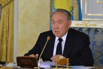 Фотография к новости: Назарбаев выразил соболезнования президенту Индонезии в связи с жертвами цунами