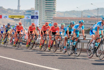 Фотография к новости: Участники "Тур Алматы-2018" преодолевают наиболее сложную дистанцию велогонки