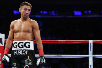 Фотография к новости: Озвучены условия третьего боя Головкин-Альварес