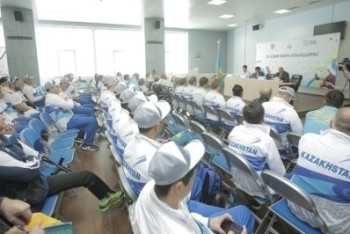 Фотография к новости: Казахстанские спортсмены отправились на III Азиатские Пара игры в Индонезию