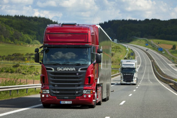 Фотография к новости: Навигатор ГЛОНАСС будет отслеживать транзитные перевозки между Казахстаном и Россией