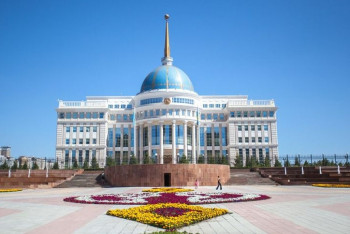 Фотография к новости: Назарбаев выразил соболезнования в связи с кончиной Президента Вьетнама Чан Дай Куанга