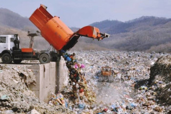 В Казахстане скопилось более 100 млн тонн мусора