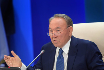 Фотография к новости: Казахстан не должен отставать от современных тенденций в машиностроении – Назарбаев