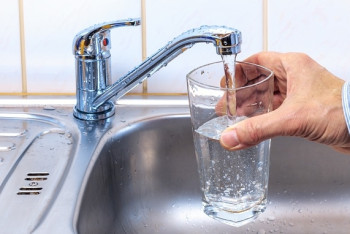 Кишечную палочку обнаружили в поселковом водопроводе в ЗКО