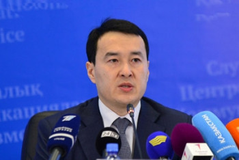 Фотография к новости: Алихан Смаилов назначен министром финансов РК