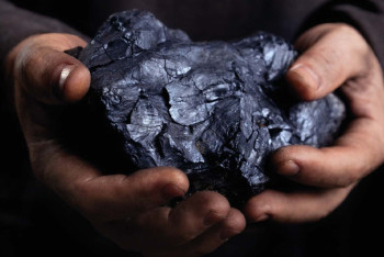 Полицейские осуждены за содействие незаконной добыче полезных ископаемых под Астаной  