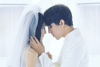 Фотография к новости: Димаш Кудайберген показал фото с невестой