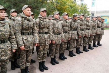 Фотография к новости: Свыше 17 тыс казахстанцев призовут на срочную воинскую службу в текущем году