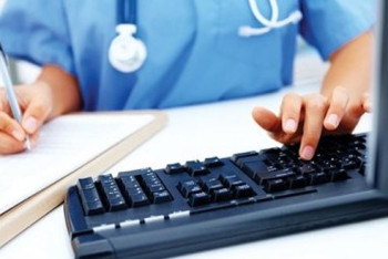 Фотография к новости: О новшествах при прикреплении к поликлиникам рассказали в ФСМС