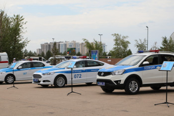 Зарплату сотрудникам дорожно-патрульной службы хотят увеличить до 50%