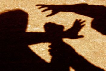 Бухгалтер и начальник отдела кадров центра реабилитации подрались в Талдыкоргане