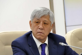 Земли на кладбище под ИЖС распределил - Баталов об экс-акиме района