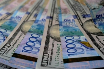 Подход к формированию официального курса тенге изменил Нацбанк