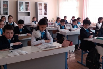 Фотография к новости: Сагадиев назвал причины переполненных школ