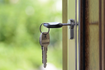 Более 16 тысяч вкладчиков получили займ ЖССБ за первое полугодие