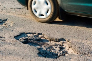 Фотография к новости: Дорожную карту ремонта местных дорог предлагают создать в Казахстане