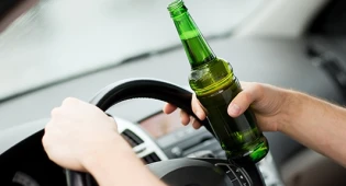В пьяной езде подозревают сотрудника казахстанского посольства в Литве 