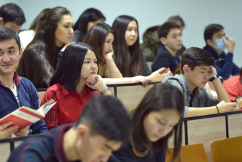 Фотография к новости: Акимат Астаны выделил 58 млн тенге на обучение студентов из малообеспеченных семей