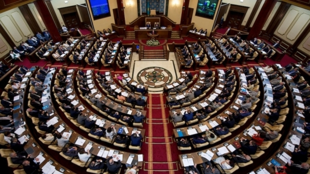 Как должен работать Сенат на очередной сессии, рассказал Токаев