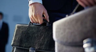 Пятерку антилидеров в сфере оказания госуслуг назвали в Алматы