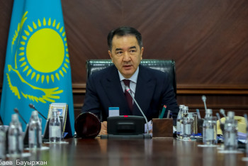 Фотография к новости: Строить поликлиники на первых этажах новостроек поручил Сагинтаев