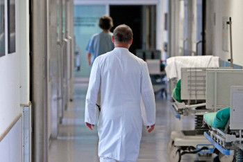 Фотография к новости: Главврача роддома Астаны освободили от должности после смерти пятой роженицы