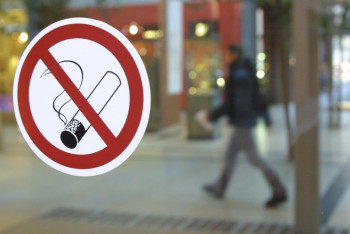 Запретить курение в общественных местах планируют в Казахстане