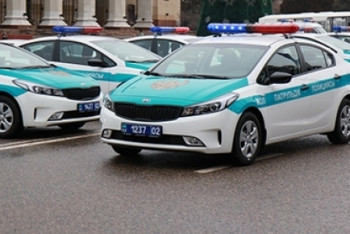 Завёрнутый в ковёр труп женщины нашла полиция в Карагандинской области