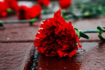 Фотография к новости: Учительница из Астаны взяла кредит, чтобы почтить память погибших в теракте детей Беслана