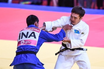 Казахстанский дзюдоист получил травму и направлен в больницу Джакарты