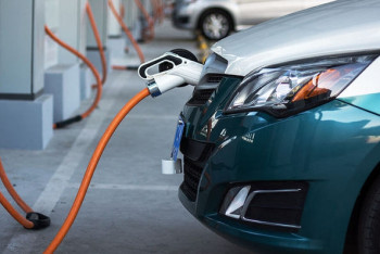 Более ста заправок для электромобилей появятся в Казахстане