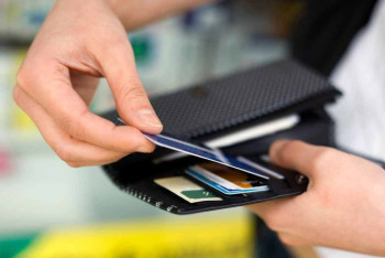 Фотография к новости: Алматинец обналичивал чужие деньги путём подделки банковских карт