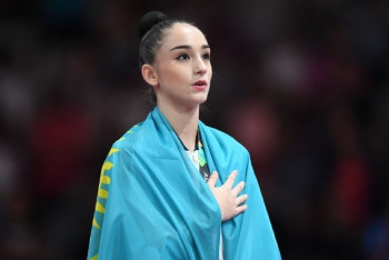 Фотография к новости: Гимнастка Алина Адилханова принесла Казахстану восьмое золото Азиады-2018