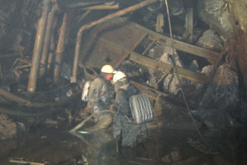 Фотография к новости: Машиниста ищут под завалами горной массы на руднике в ВКО