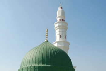 Фотография к новости: Мешавший имаму на пятничном намазе прихожанин мечети оштрафован в Атырау