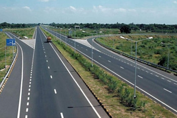 В тестовом режиме начнут взимать плату на трёх казахстанских трассах в сентябре