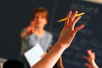 За 20 лет число педагогов в Астане выросло в пять раз - Исекешев