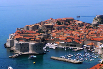 Фотография к новости: Жители Дубровника жалуются на наплыв фанатов "Игры престолов"