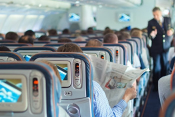 Гражданина Германии оштрафовали за дебош на борту самолёта в Астане