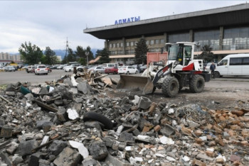 Фотография к новости: Акимат Алматы изымает участок земли автовокзала "Сайран"