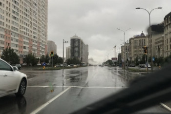 Фотография к новости: Месячная норма осадков выпала за ночь в Астане