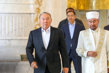 Фотография к новости: Курбан айт сближает народ – Нурсултан Назарбаев