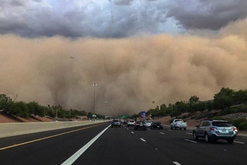 Фотография к новости: Град и пыльные бури обещают синоптики в Казахстане 20 августа
