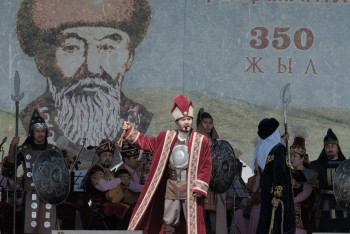 Назарбаев поздравил карагандинцев с 350-летием Бухар-жырау Калкаманулы