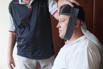 Фотография к новости: Шлем для спасения клеток мозга при инсульте изобрели в России