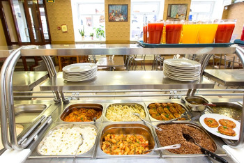 Единые стандарты по здоровому питанию школьников разработали в Казахстане